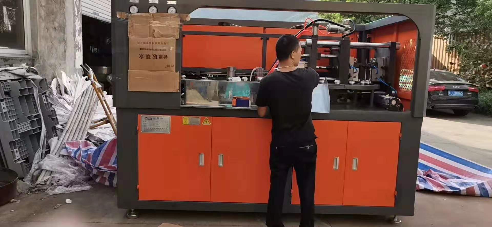 臺輝吹瓶機在吹瓶過程中遇到的這幾個問題，你遇到過嗎？